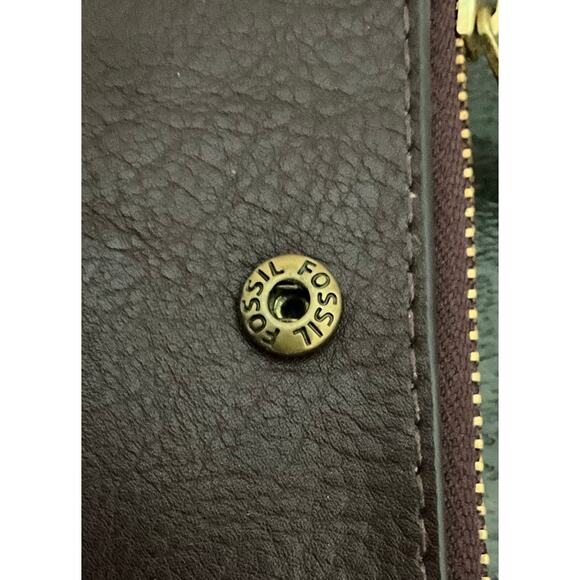 Shelby Mini Leather Multifunction Wallet - Picture 5 of 8